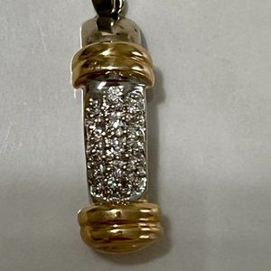 Pendant in white and yellow gold with diamonds